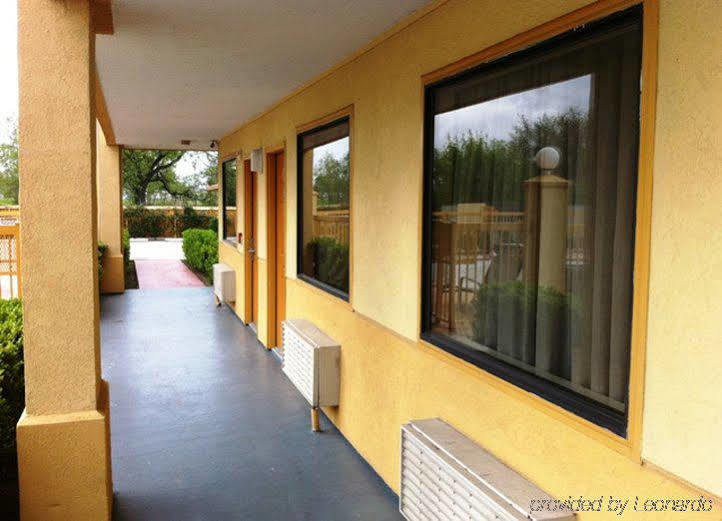 Downtowner Inn And Suites - ฮูสตัน ภายนอก รูปภาพ